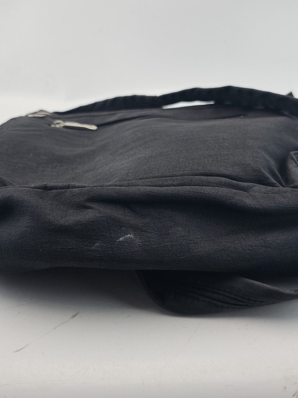 Travelon Anti Theft RFID Pocket Crossbody Black Travel Bag Pockets Zipper Locks - Picture 7 of 7